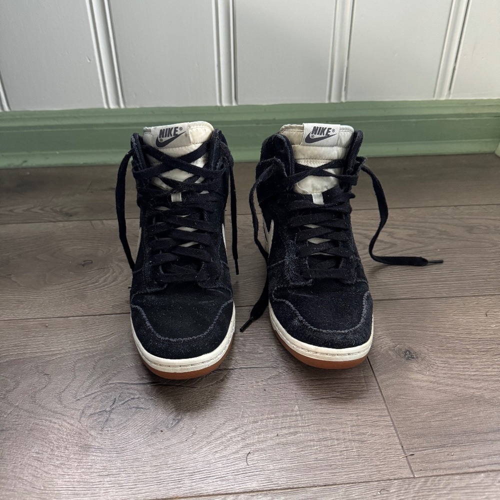 Nike Dunk Sky High Black/White Size 9